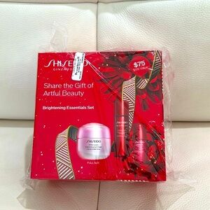 Shiseido White Lucent Brightening Essentials Set ($119 Value) NIB
